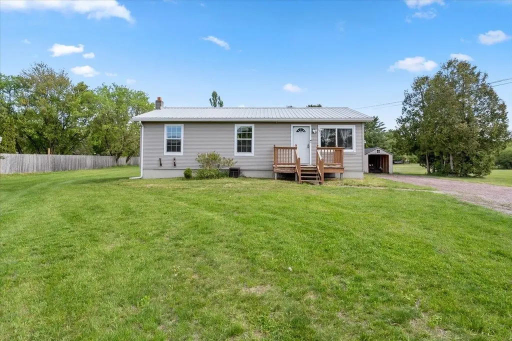 33 Sunset Circle Georgia VT 05468