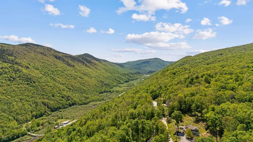 64 East Lane Killington VT 05751