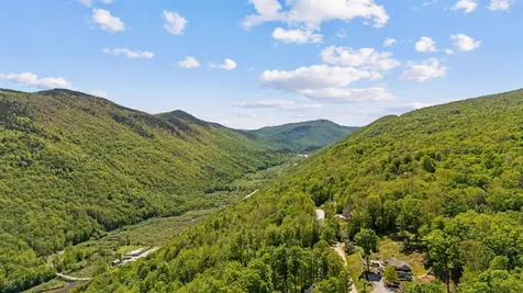 64 East Lane Killington VT 05751