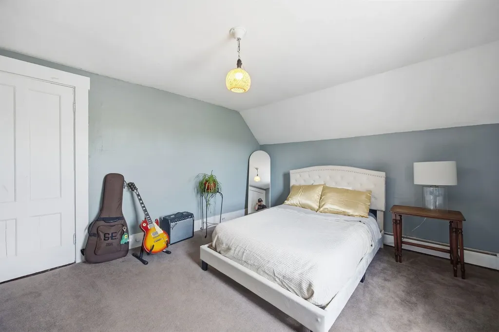 20 Prospect Street Hillsborough NH 03244