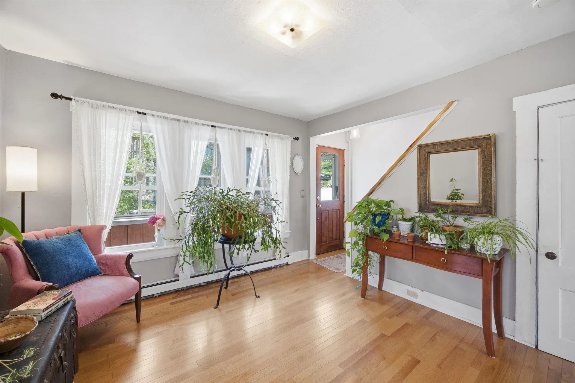20 Prospect Street Hillsborough NH 03244