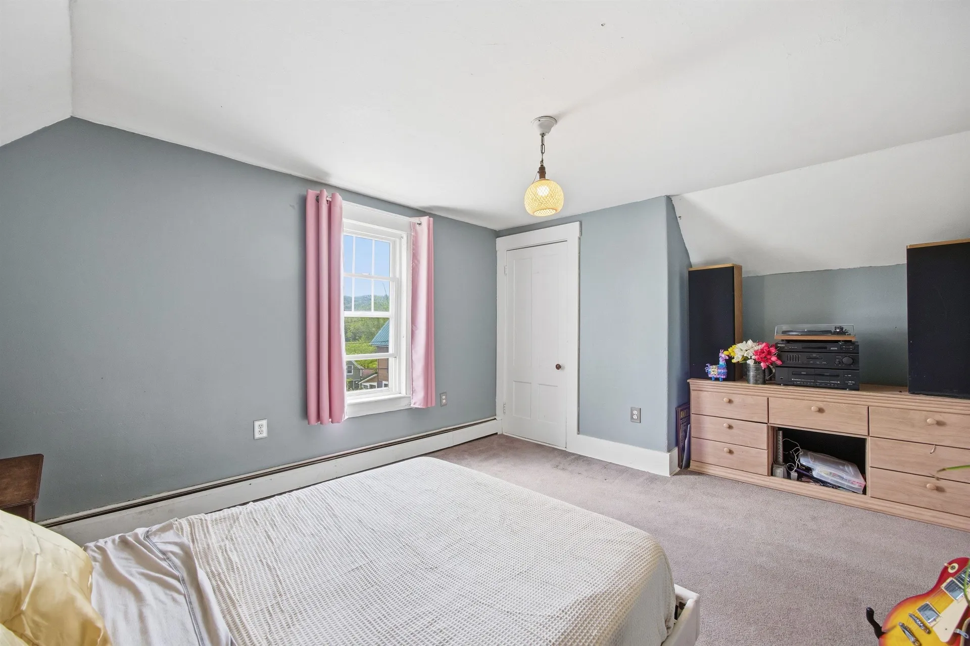 20 Prospect Street Hillsborough NH 03244