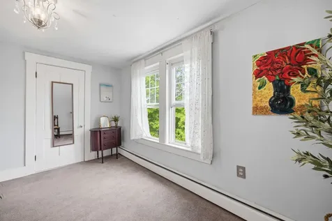 20 Prospect Street Hillsborough NH 03244