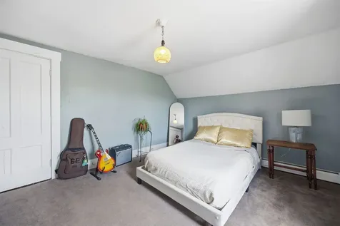 20 Prospect Street Hillsborough NH 03244