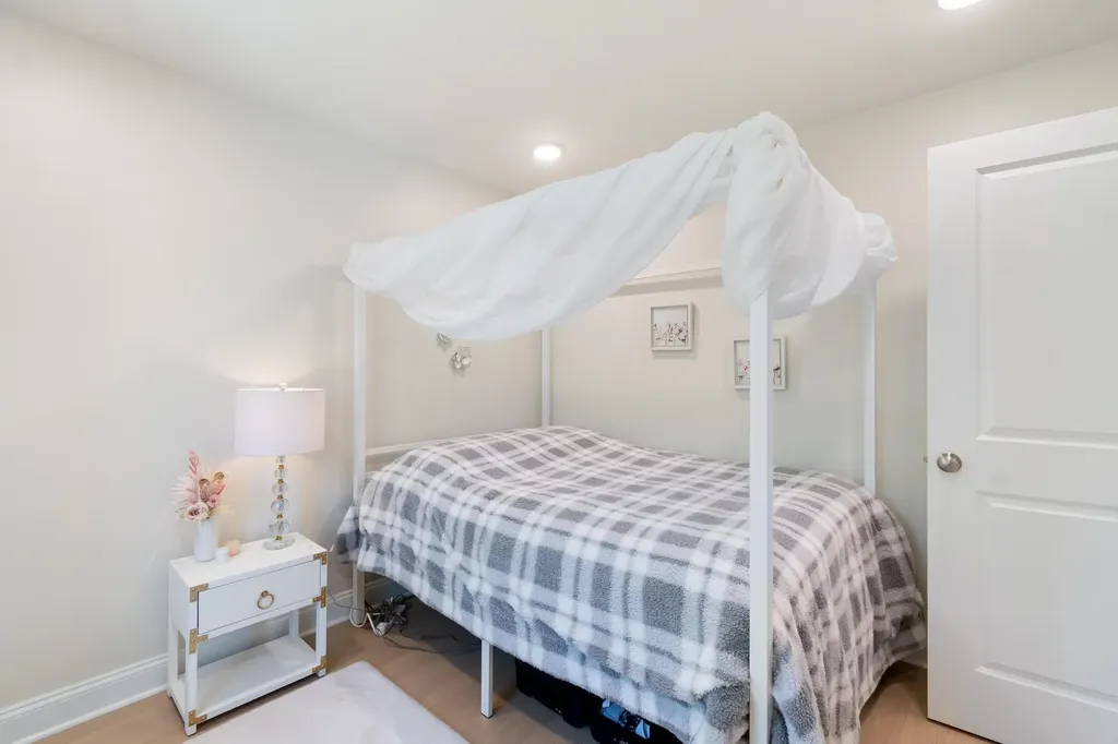 352 O'brien Farm Road South Burlington VT 05403