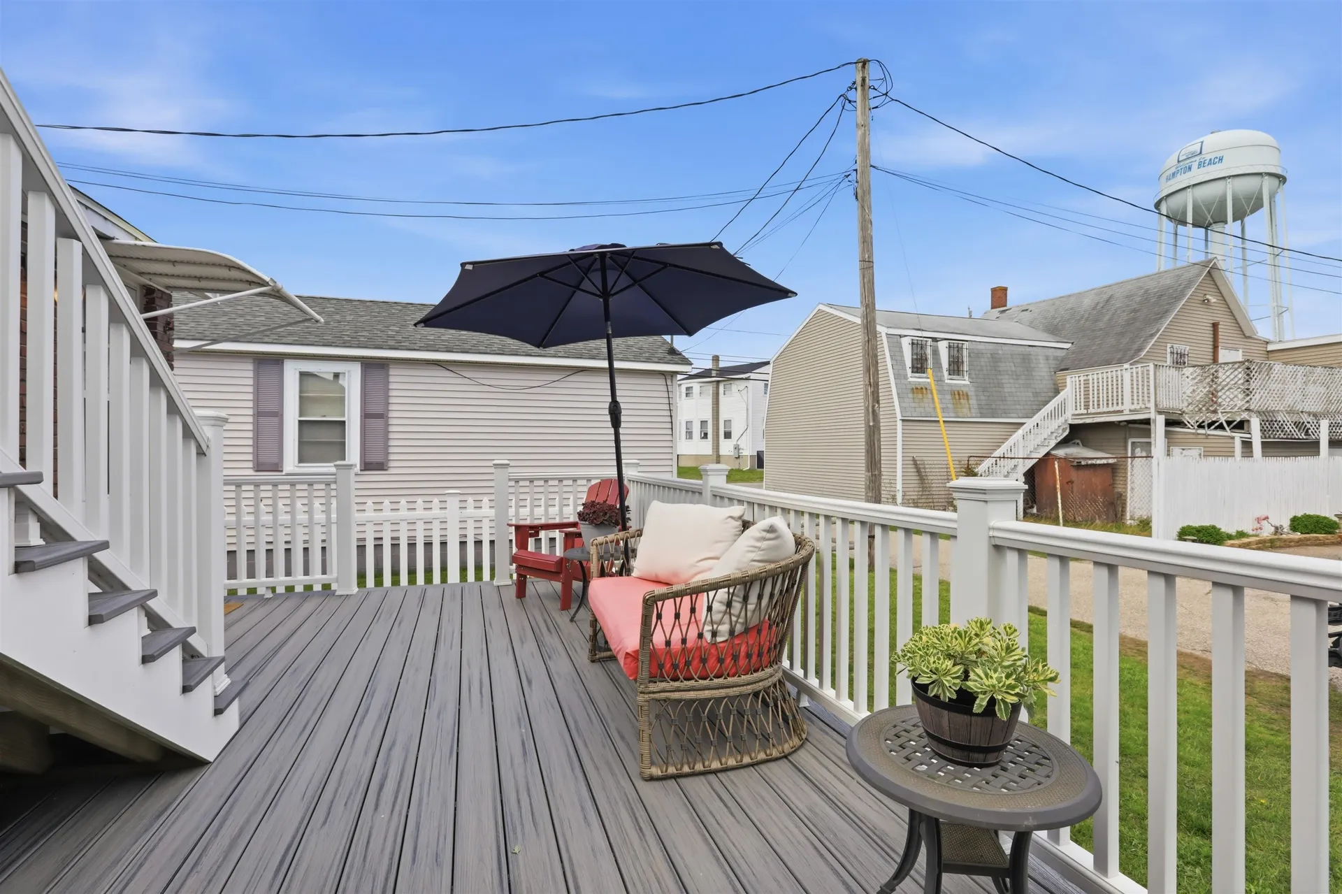 83 Church Street Hampton NH 03842