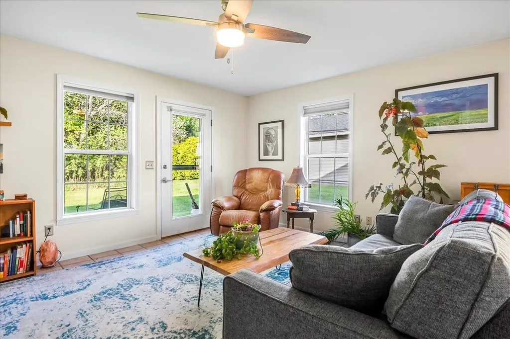 43 Colonial Road Fairfax VT 05454