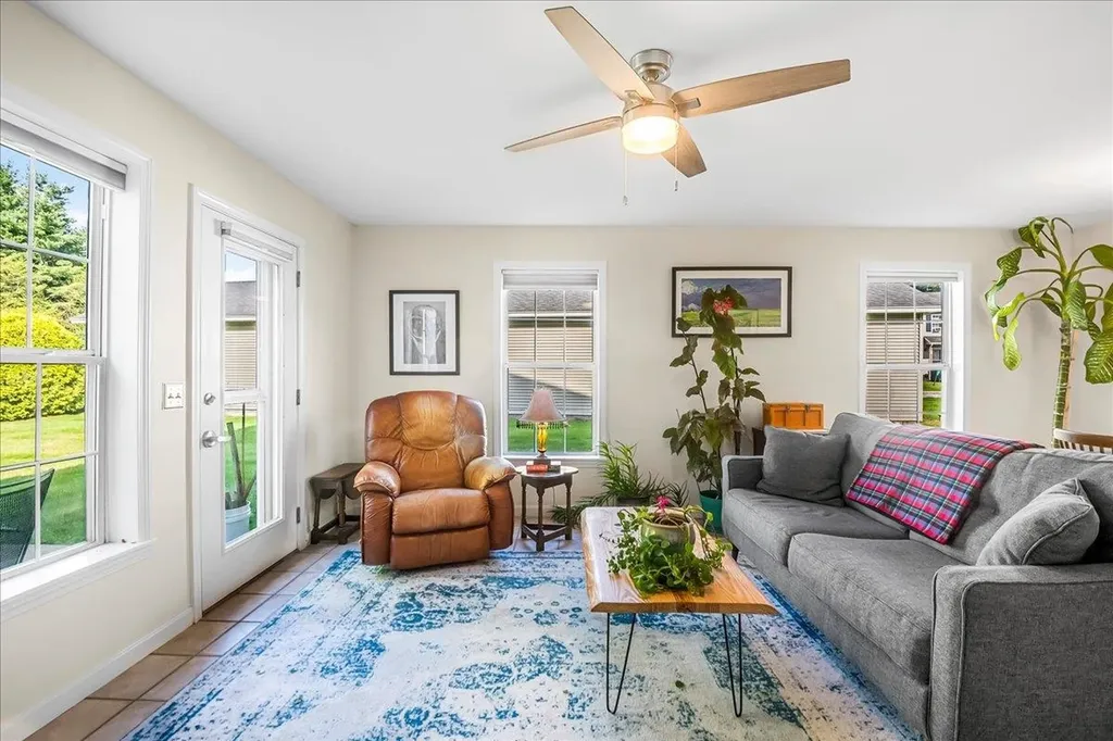 43 Colonial Road Fairfax VT 05454