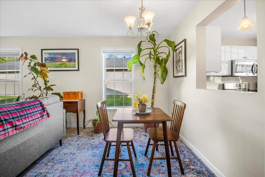 43 Colonial Road Fairfax VT 05454