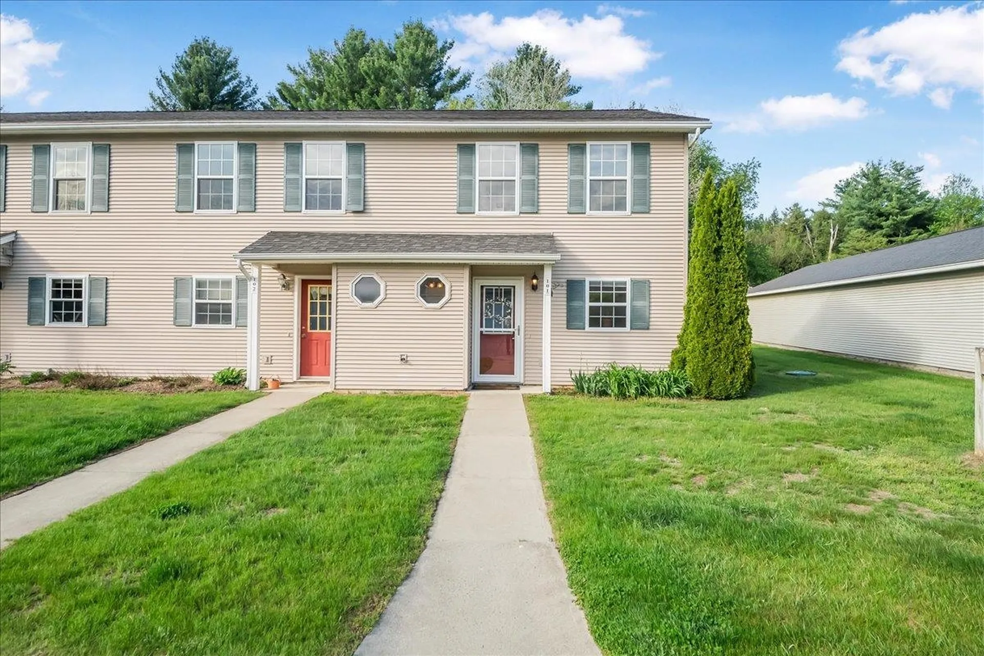 43 Colonial Road Fairfax VT 05454