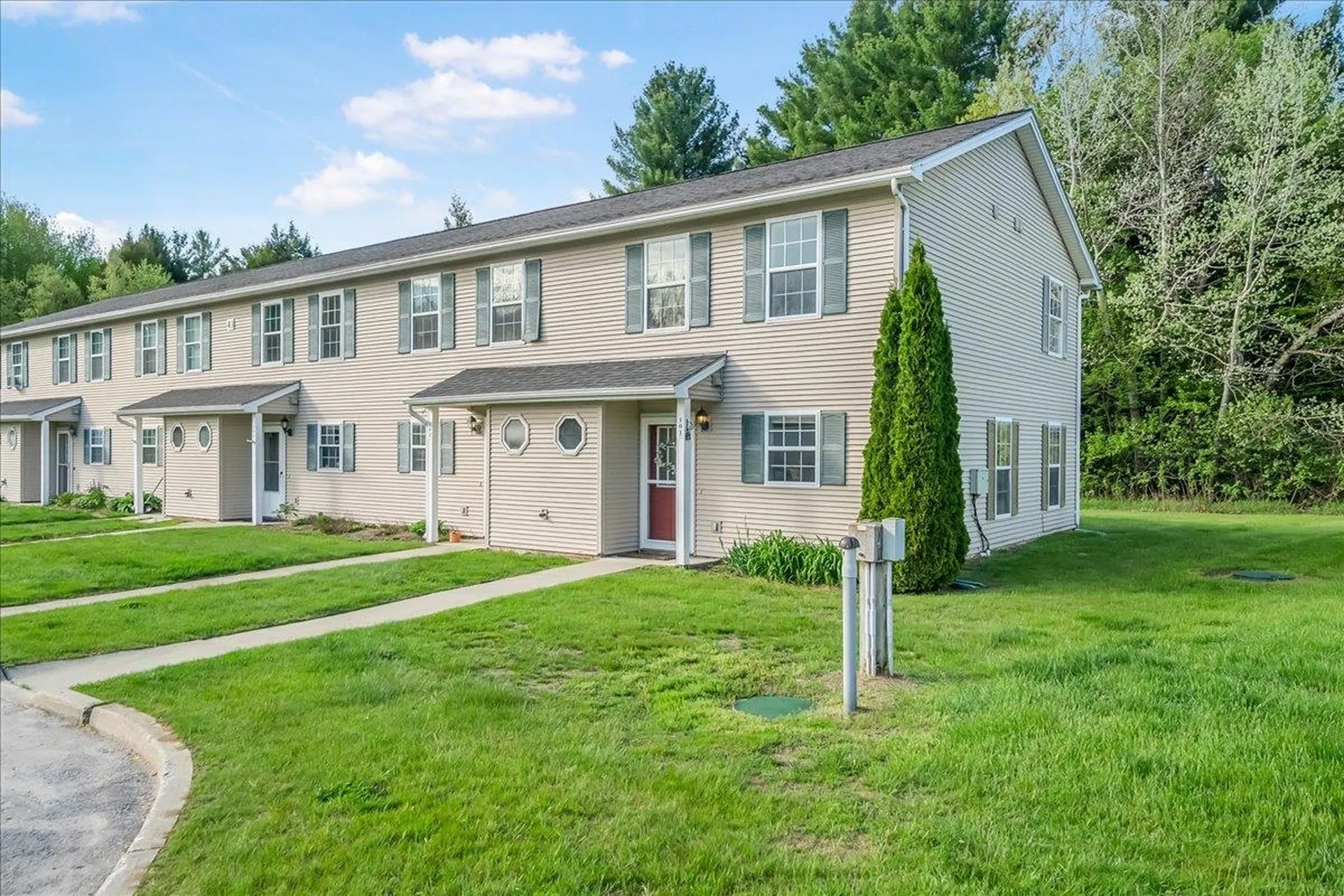 43 Colonial Road Fairfax VT 05454