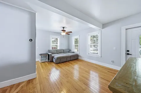 285 Thornton Street Manchester NH 03102