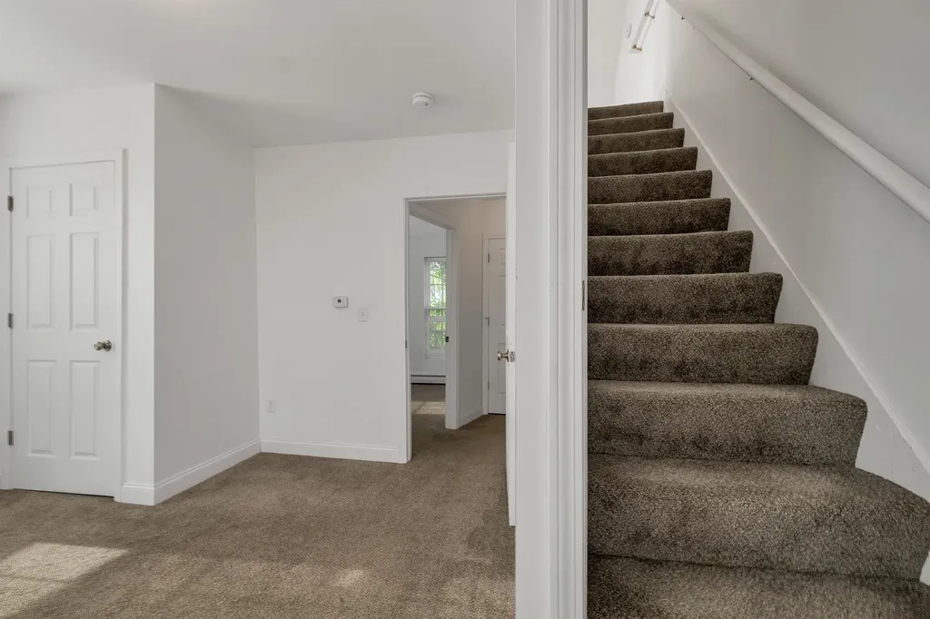 20 Wallace Court Laconia NH 03246