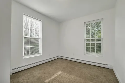 20 Wallace Court Laconia NH 03246