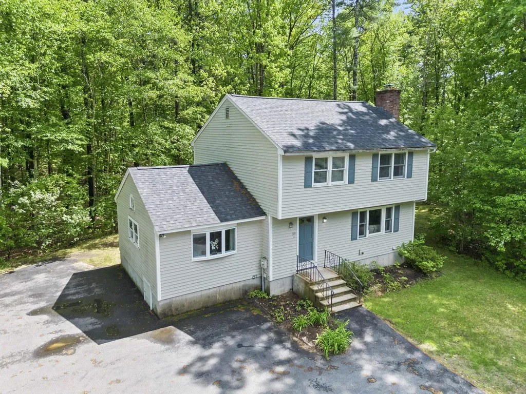 59 Amherst Drive Derry NH 03038
