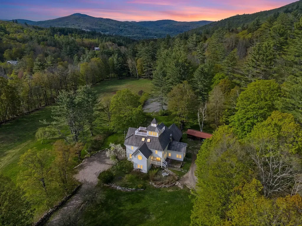 66 Hollow Farm Road Woodstock VT 05091
