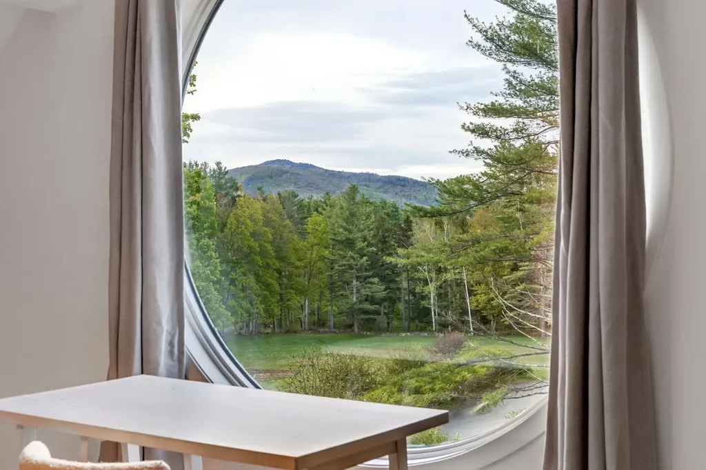 66 Hollow Farm Road Woodstock VT 05091
