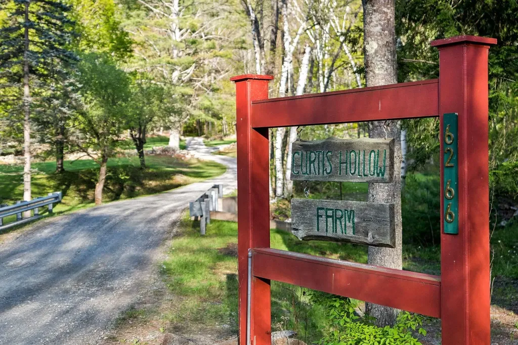 66 Hollow Farm Road Woodstock VT 05091