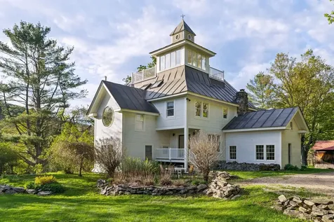 66 Hollow Farm Road Woodstock VT 05091