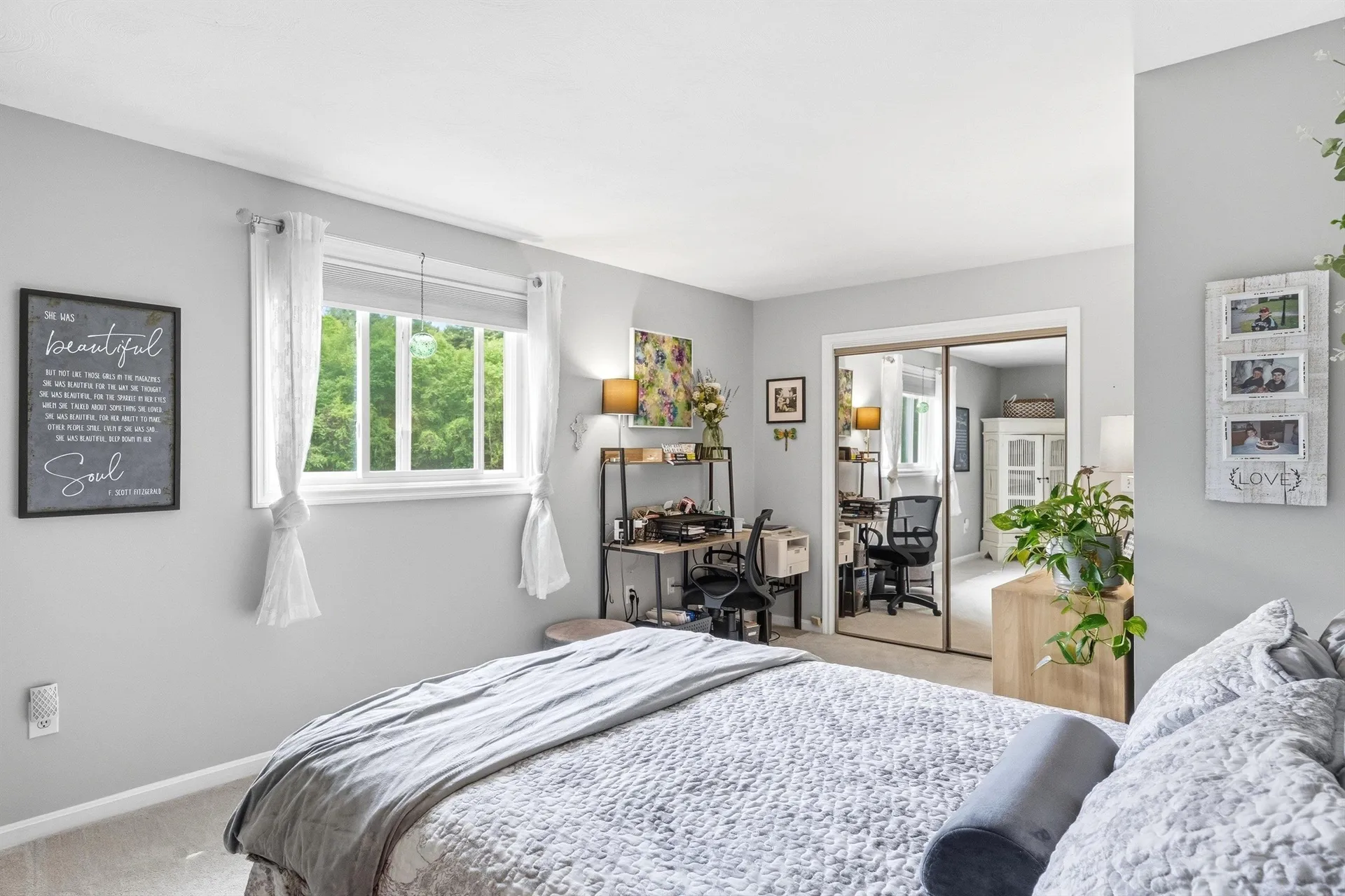 6 Standish Way Amherst NH 03031