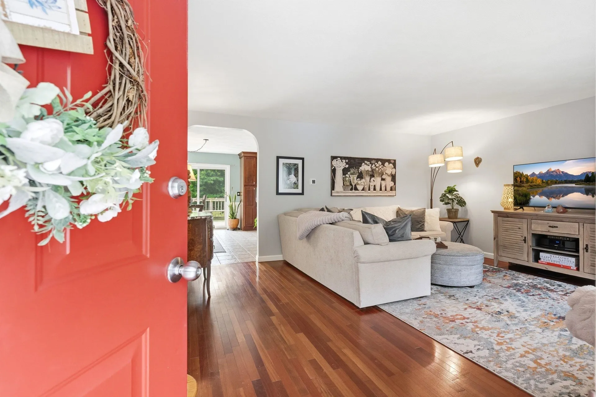 6 Standish Way Amherst NH 03031