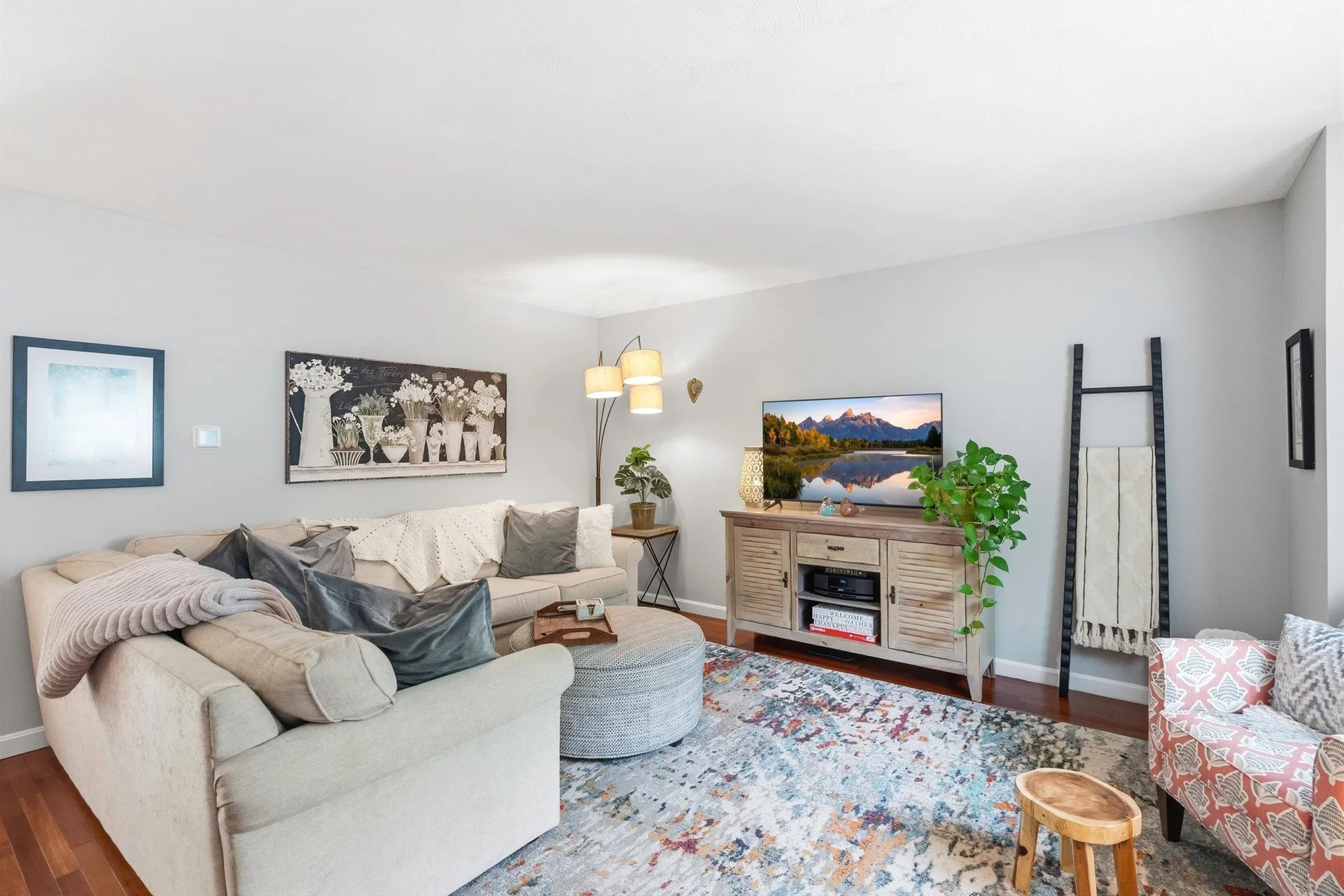 6 Standish Way Amherst NH 03031