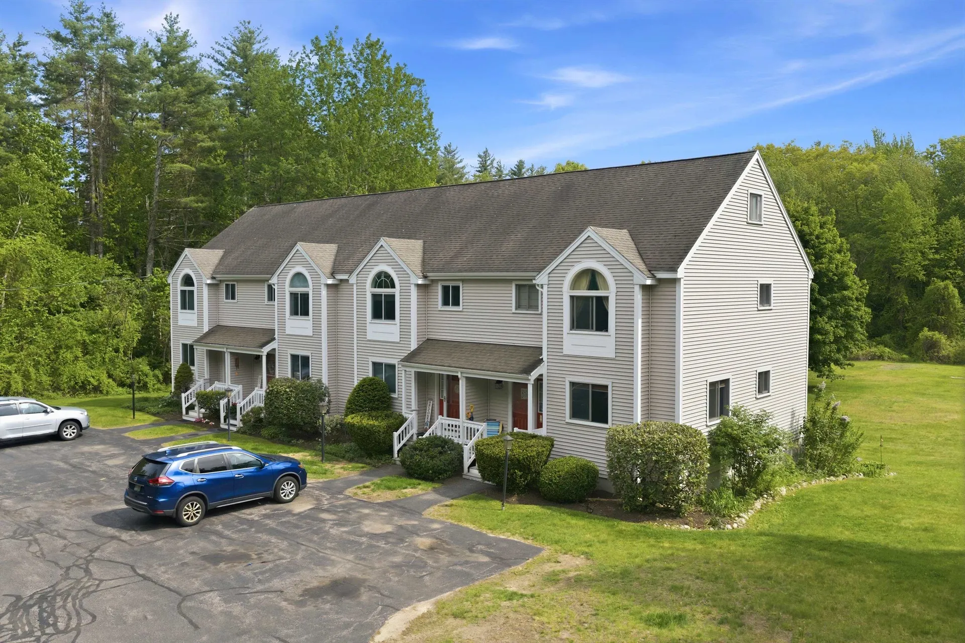 6 Standish Way Amherst NH 03031