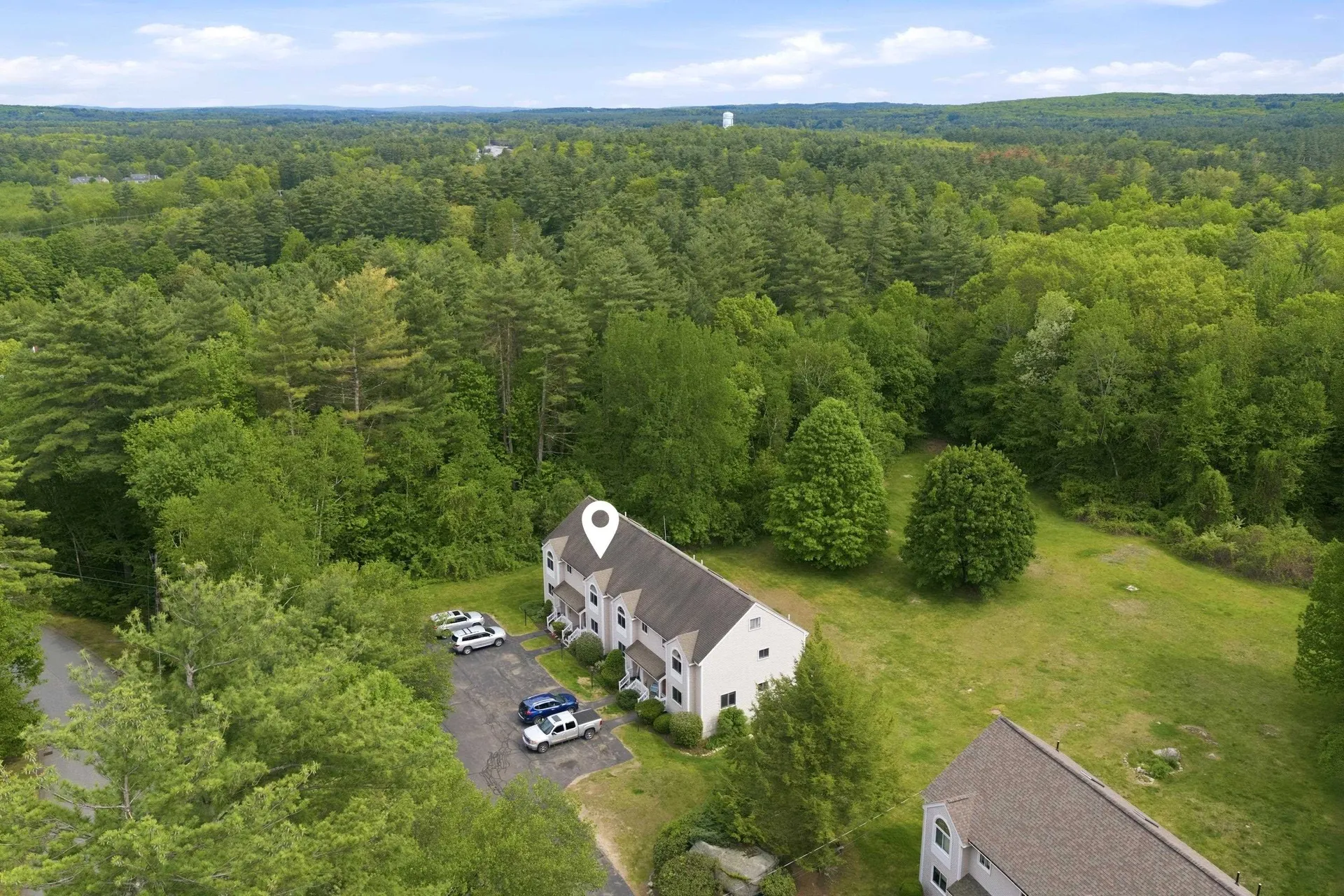 6 Standish Way Amherst NH 03031