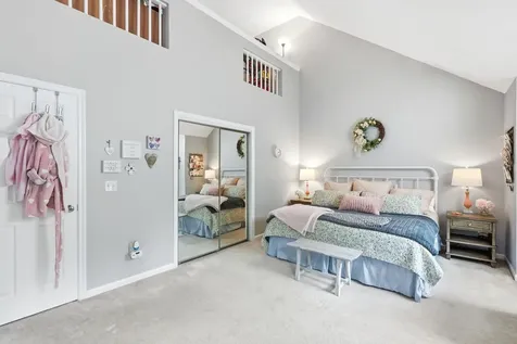 6 Standish Way Amherst NH 03031
