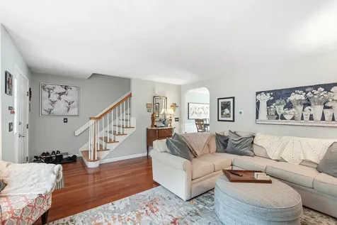 6 Standish Way Amherst NH 03031