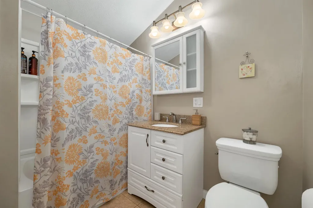 419 North Desmond Drive Wakefield NH 03830