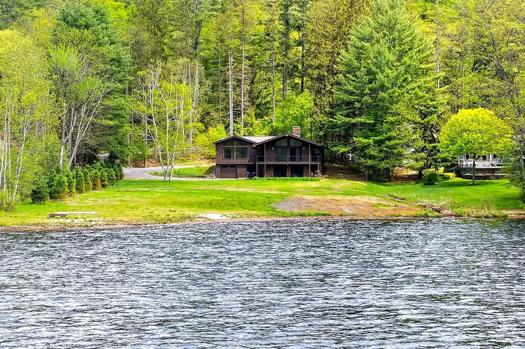 775 East Lake Road Ludlow VT 05149
