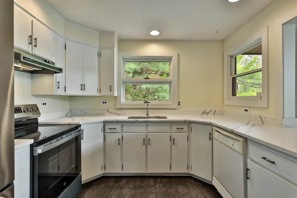 775 East Lake Road Ludlow VT 05149