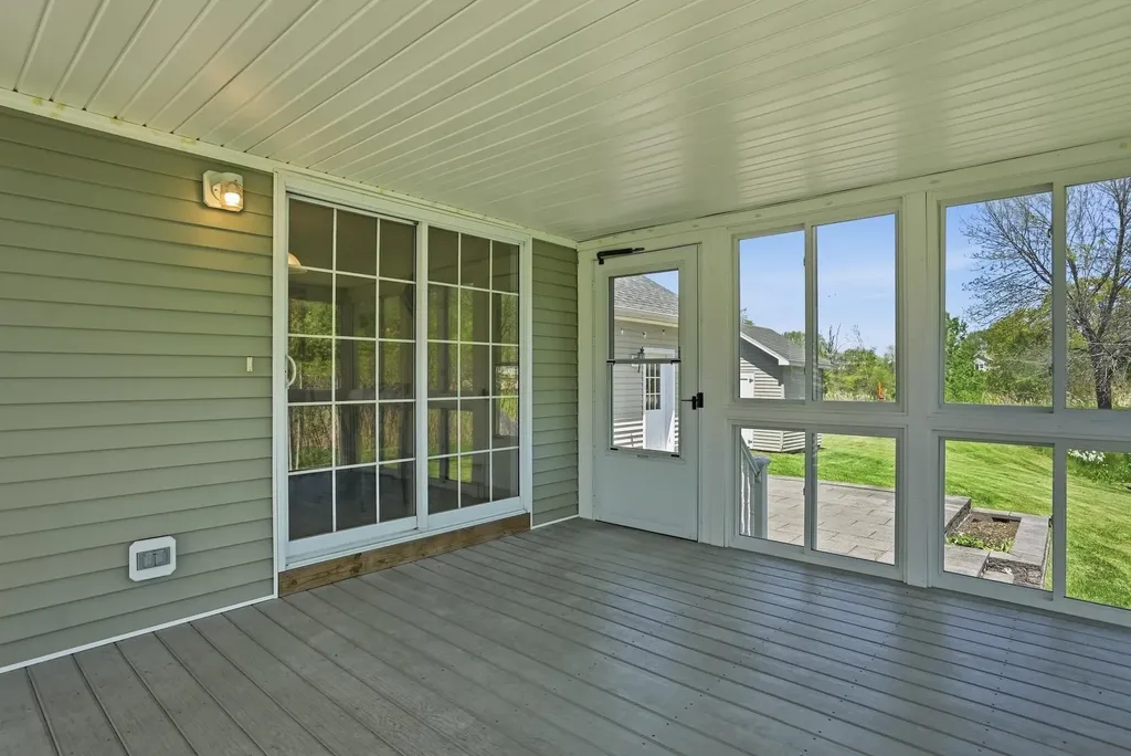 15 Allaire Drive St. Albans Town VT 05478