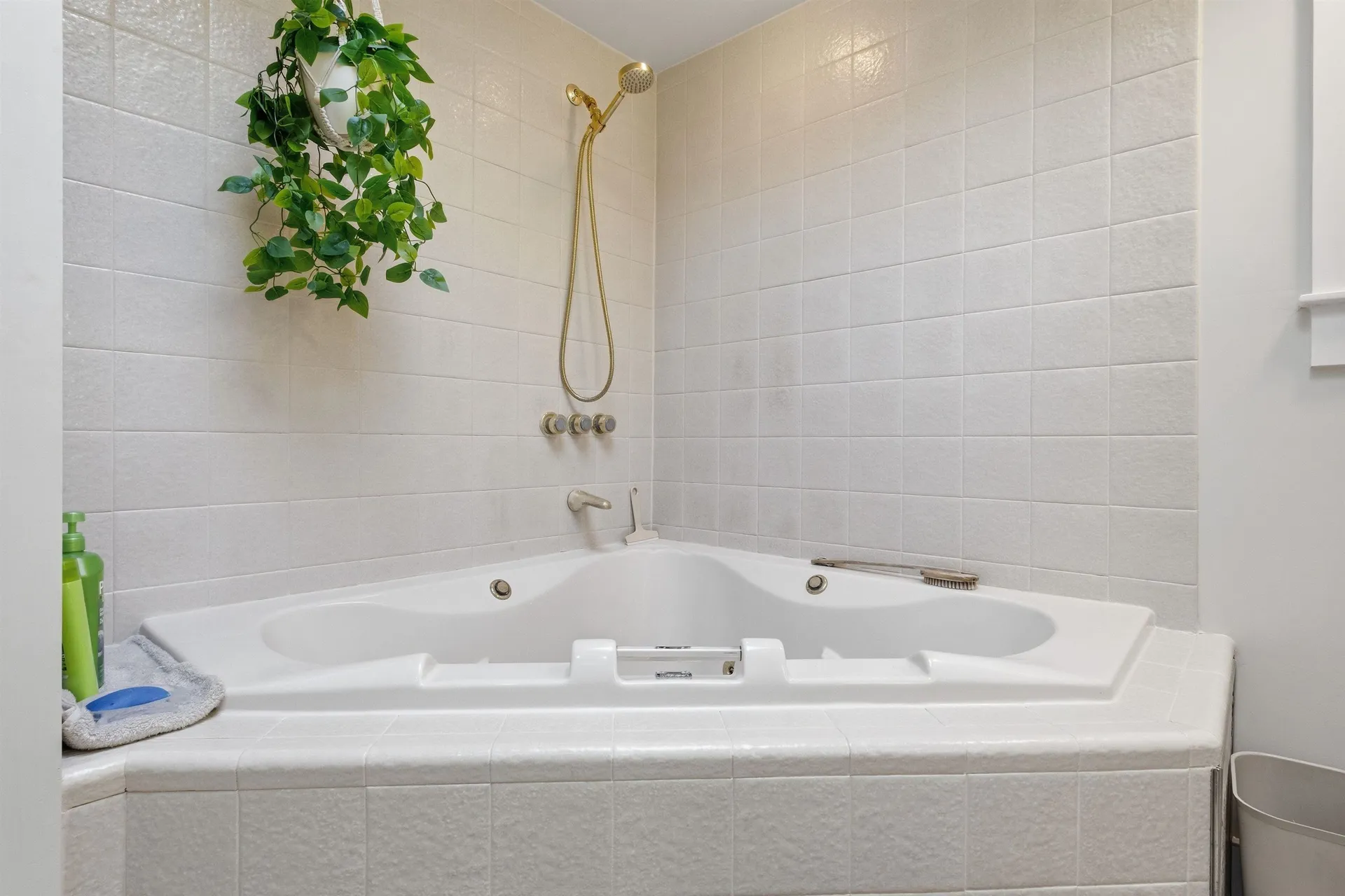 976 New Hampton Road Sanbornton NH 03269
