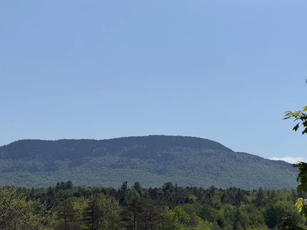 21 Dinky Lane Morristown VT 05661