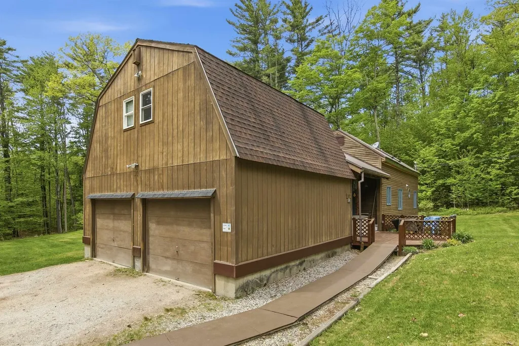 397 Mount Prospect Road Holderness NH 03245