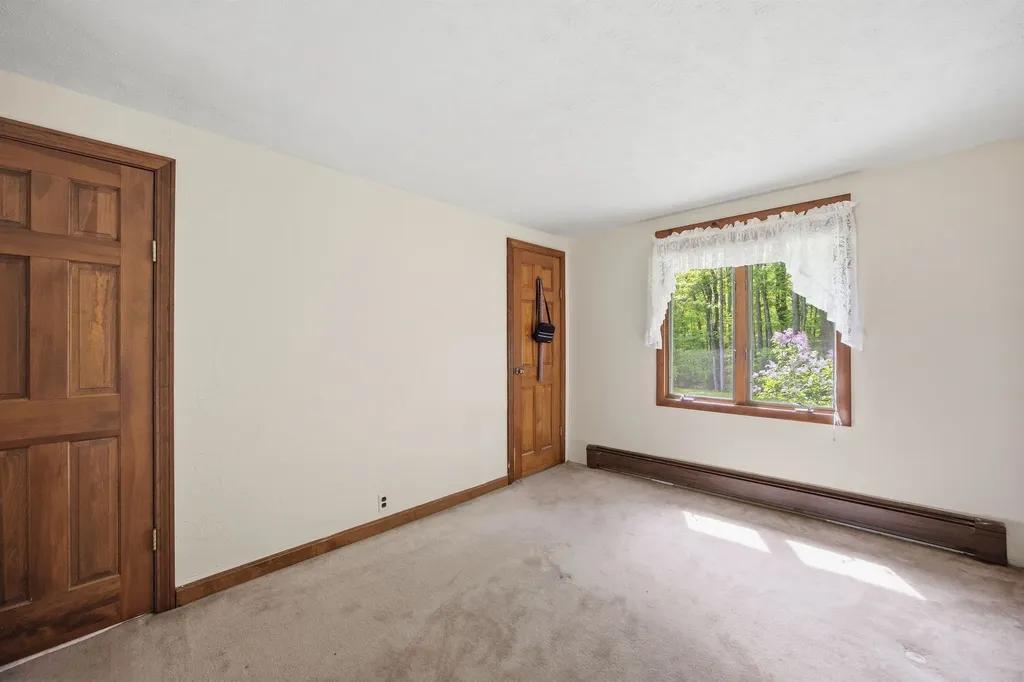 397 Mount Prospect Road Holderness NH 03245
