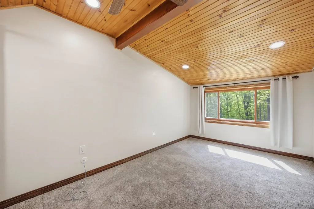 397 Mount Prospect Road Holderness NH 03245