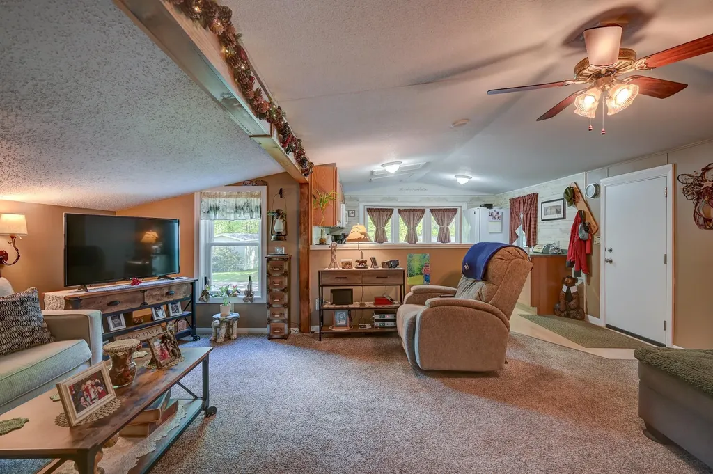 36 Eagle Ledge Loop Conway NH 03813