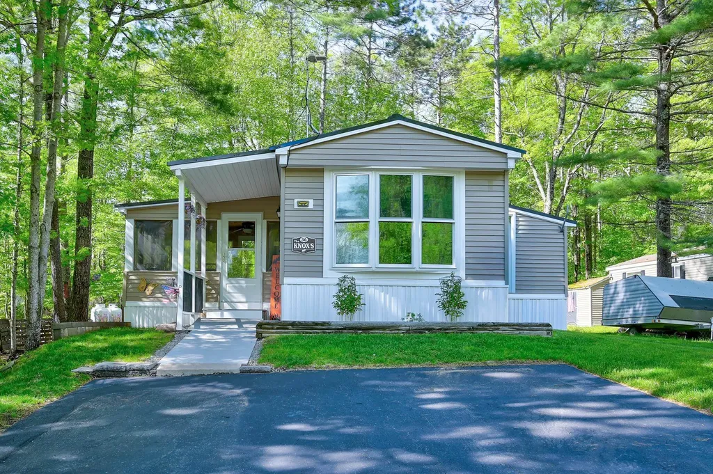36 Eagle Ledge Loop Conway NH 03813