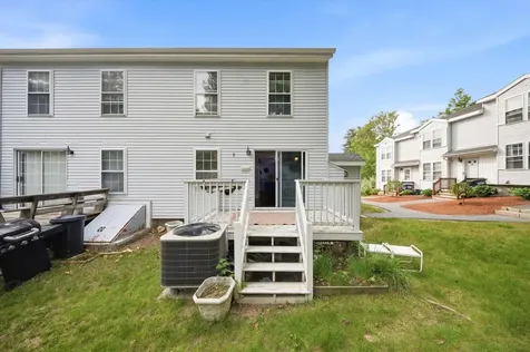 107 Franklin Street Extension Derry NH 03038
