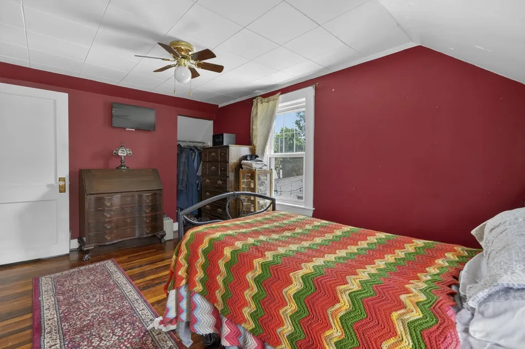 134 Ash Street Nashua NH 03060