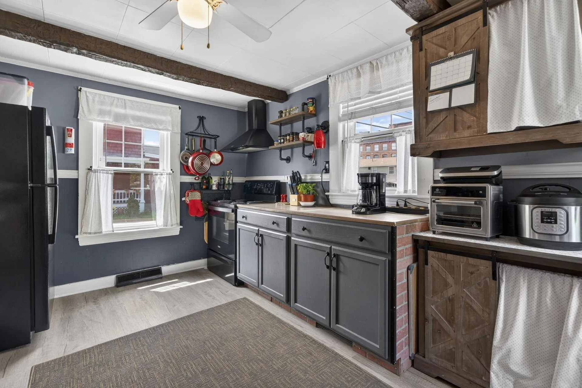 134 Ash Street Nashua NH 03060