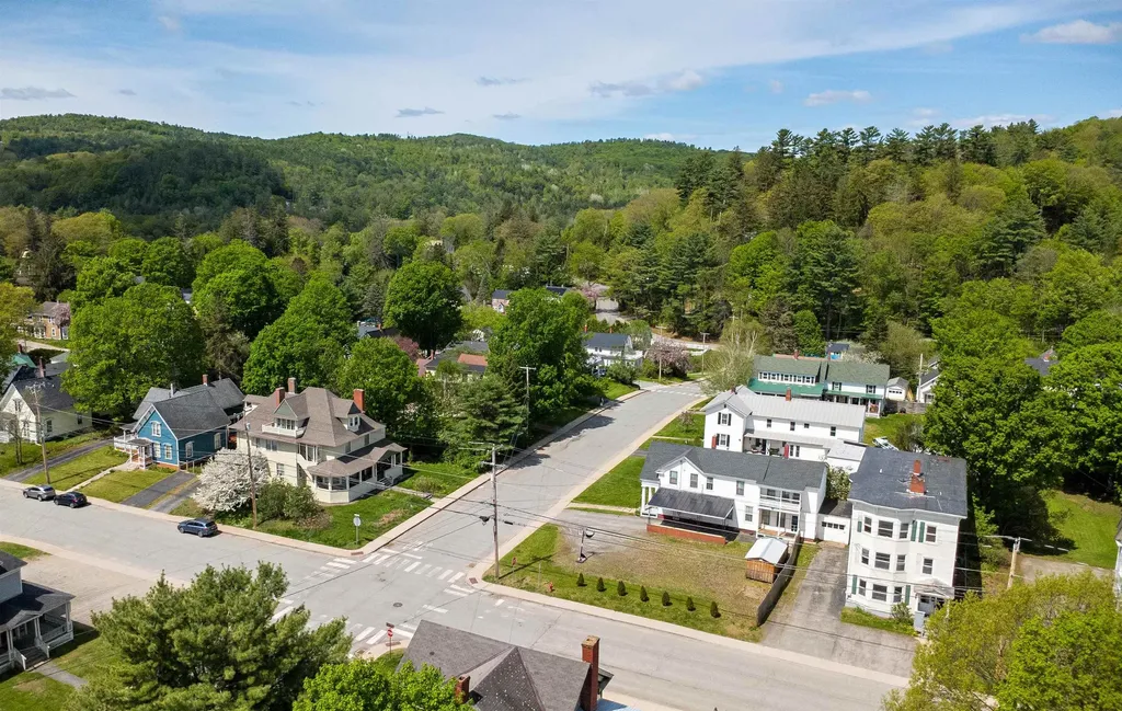114 Church Street St. Johnsbury VT 05819