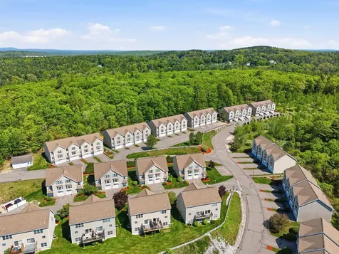 6 Aster Court Hudson NH 03051