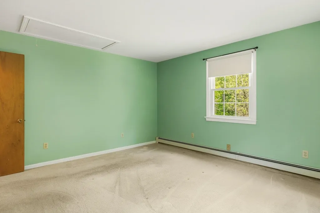 16 Jana Lane Stratham NH 03885