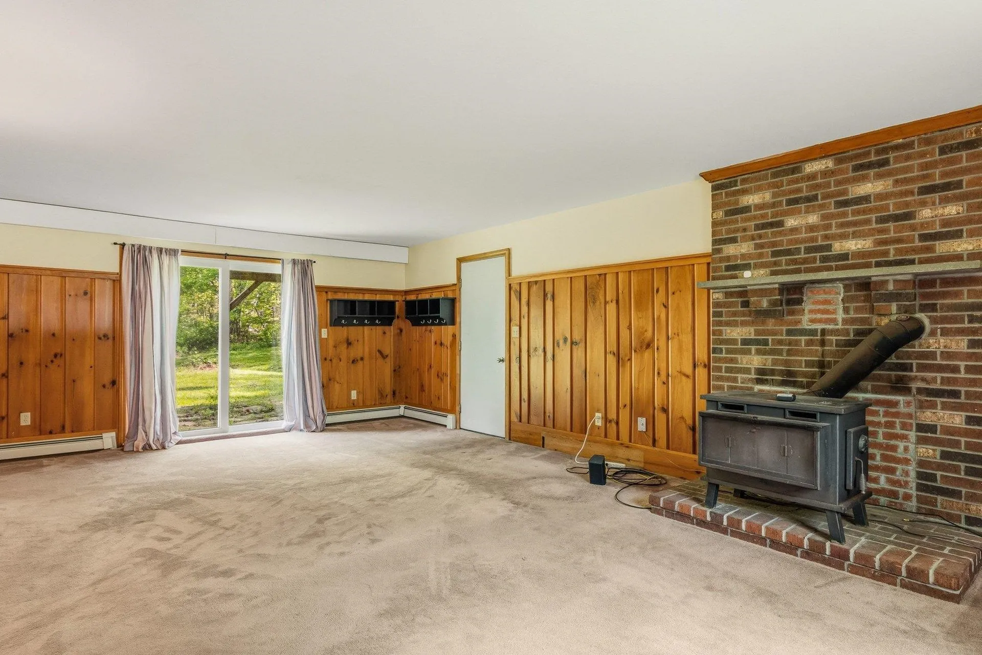 16 Jana Lane Stratham NH 03885