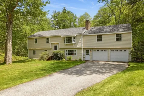 16 Jana Lane Stratham NH 03885