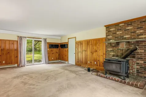 16 Jana Lane Stratham NH 03885